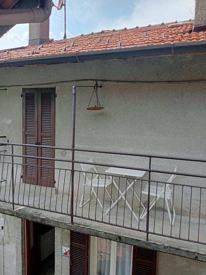 La Turr De Mezz Hotell Nesso Exteriör bild