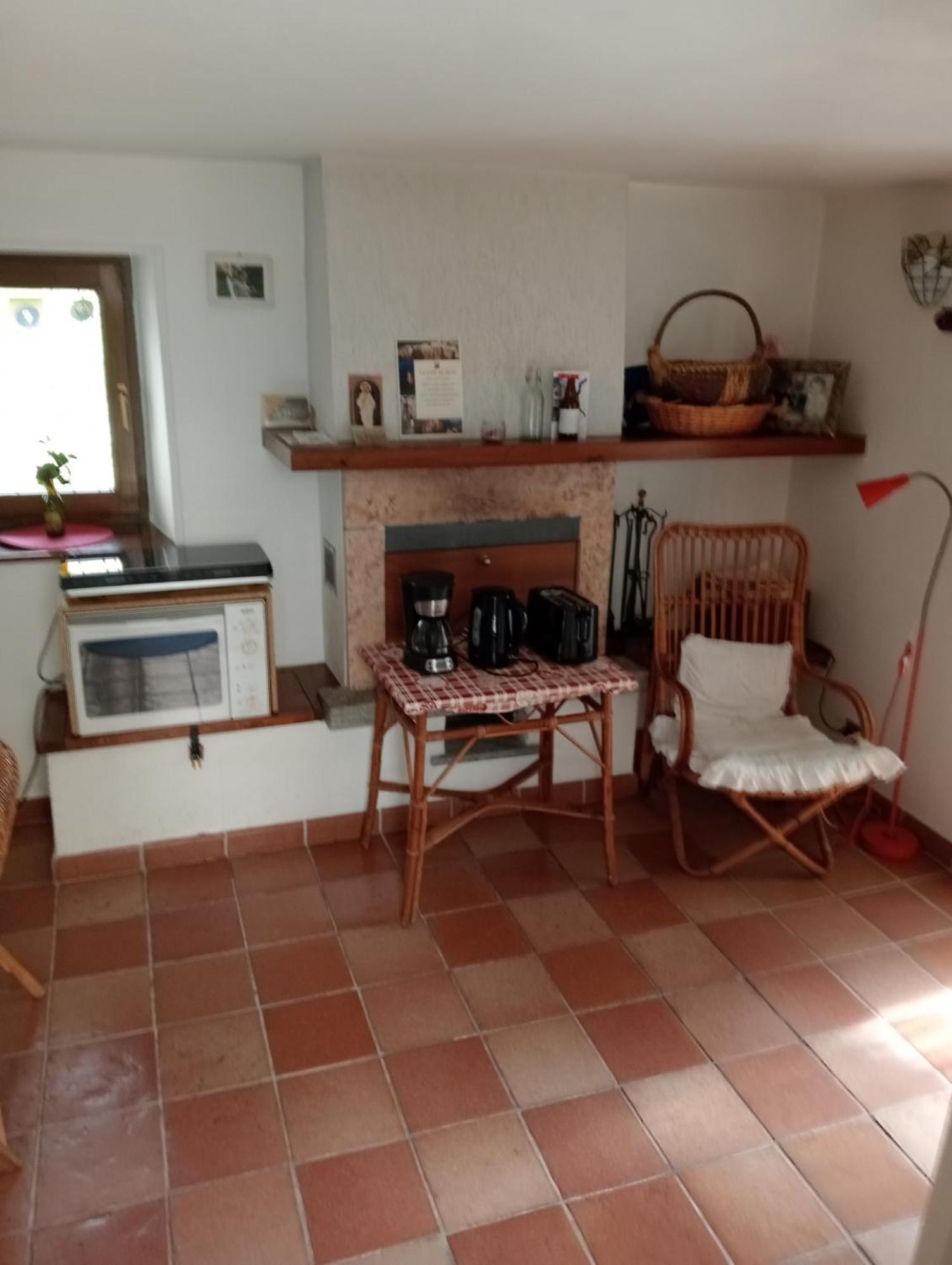La Turr De Mezz Hotell Nesso Exteriör bild