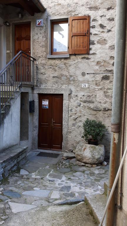 La Turr De Mezz Hotell Nesso Exteriör bild