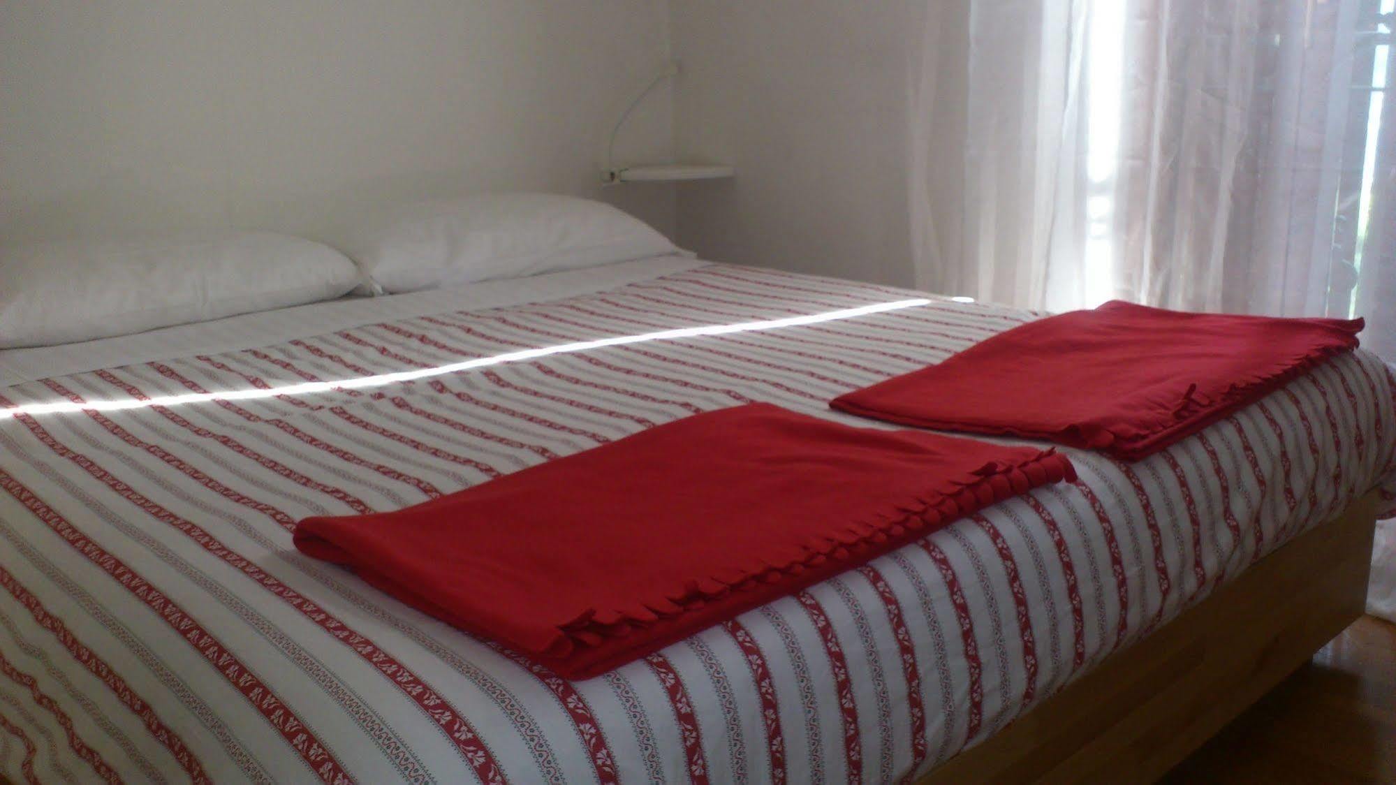 La Turr De Mezz Hotell Nesso Exteriör bild